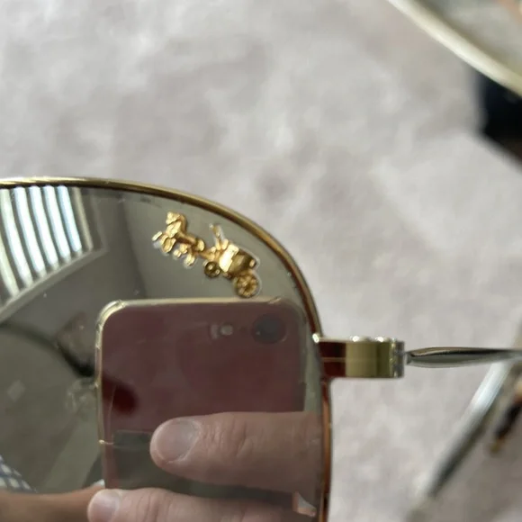 Coach Sunglasses w Case - Picture 4 of 8